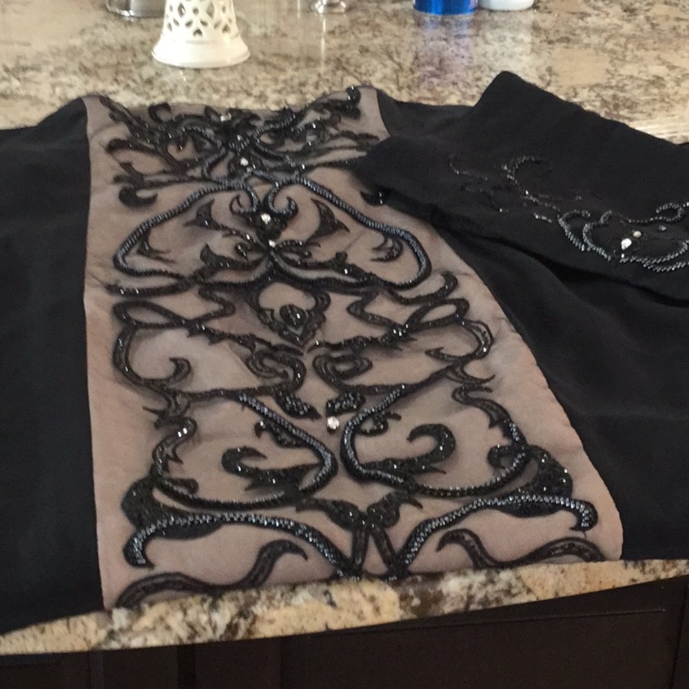 Dress - Picture 7 of 9
